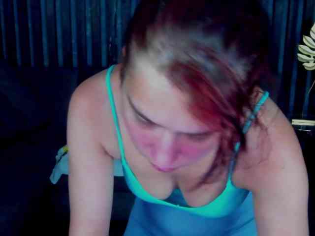 Livia-Shy webcam