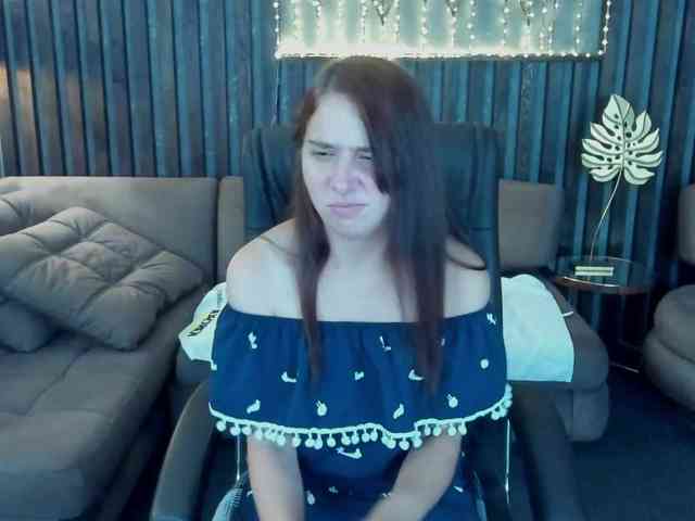 Livia-Shy webcam