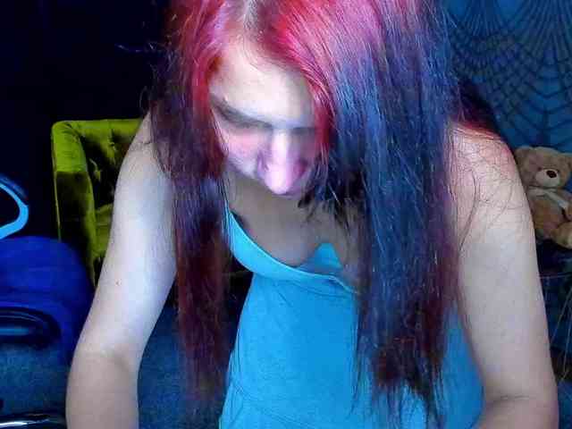 Livia-Shy webcam