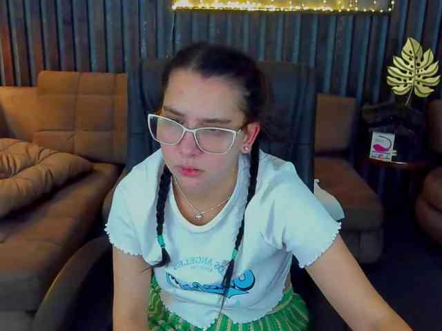 Livia-Shy