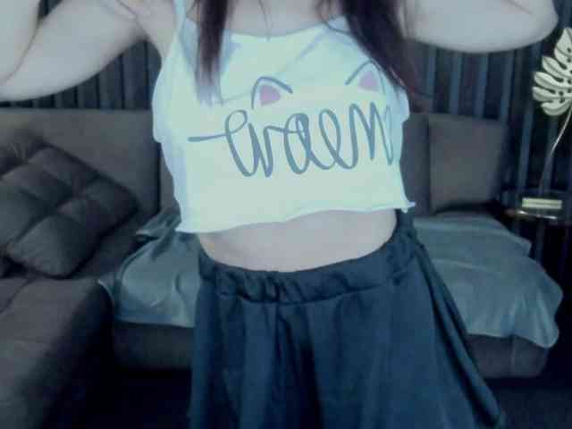 Livia-Shy webcam