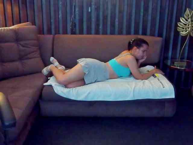 Livia-Shy webcam
