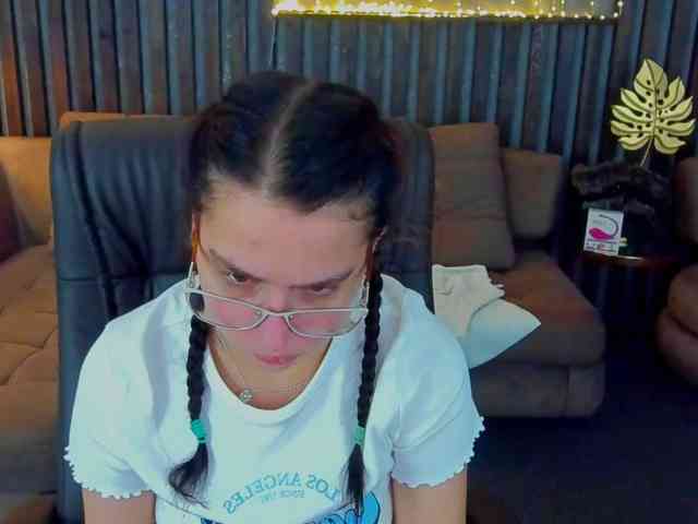 Livia-Shy
