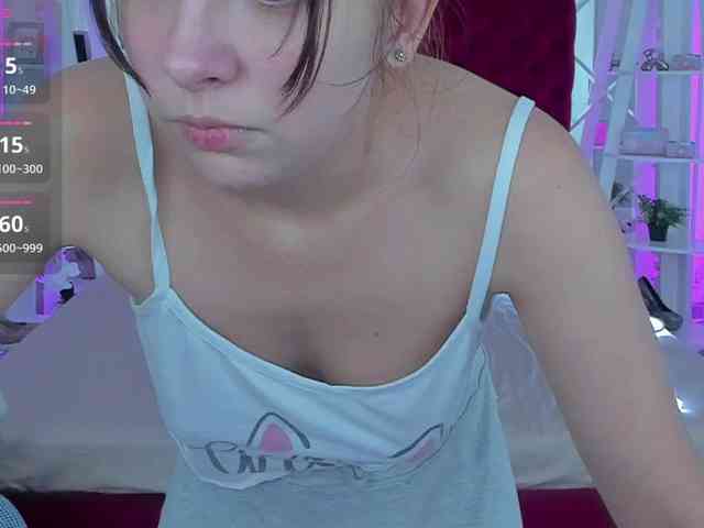 Livia-Shy webcam