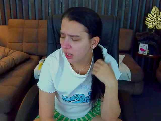 Livia-Shy webcam