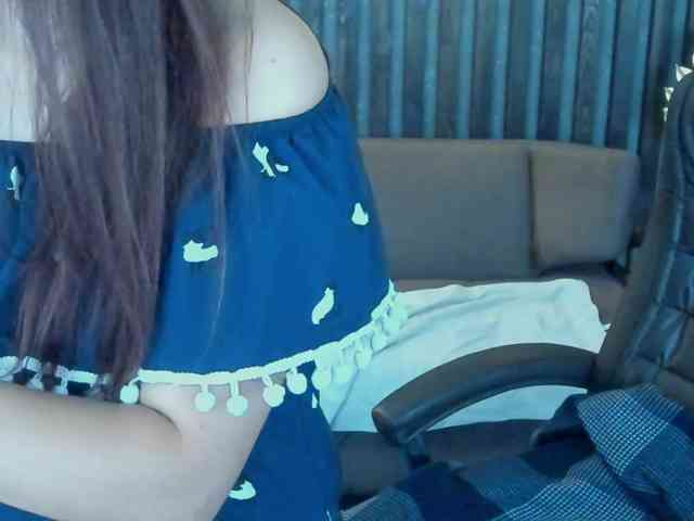 Livia-Shy webcam