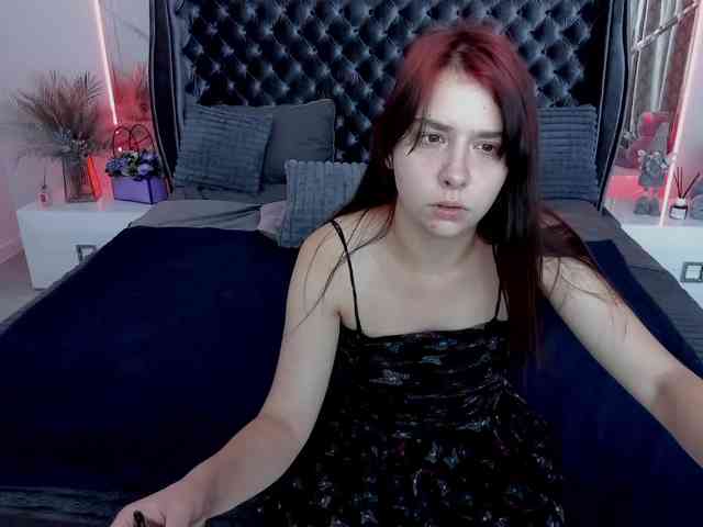 Livia-Shy webcam