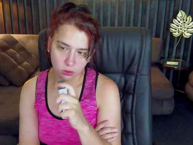 Livia-Shy webcam