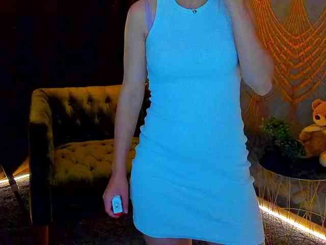 Livia-Shy - Girl 