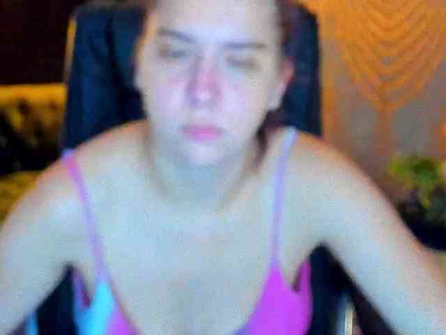 Livia-Shy webcam