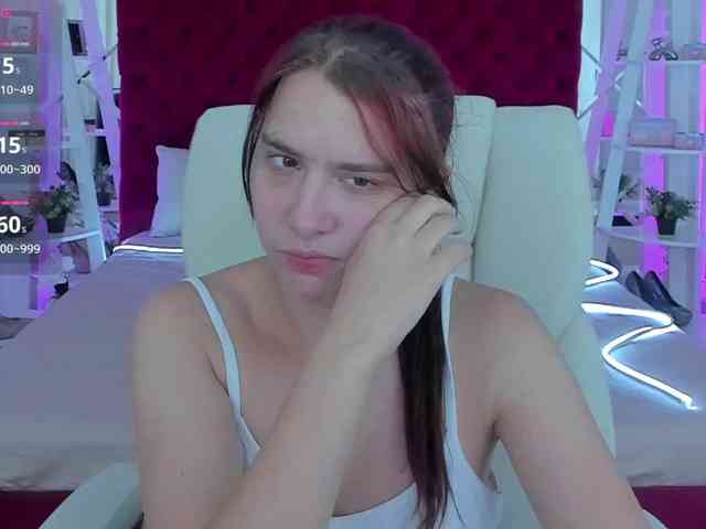 Livia-Shy webcam