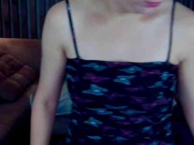 Livia-Shy webcam