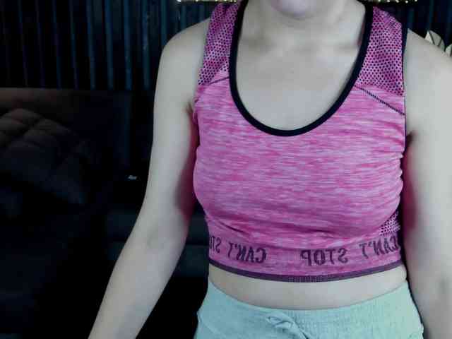 Livia-Shy webcam