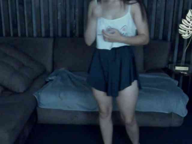 Livia-Shy webcam