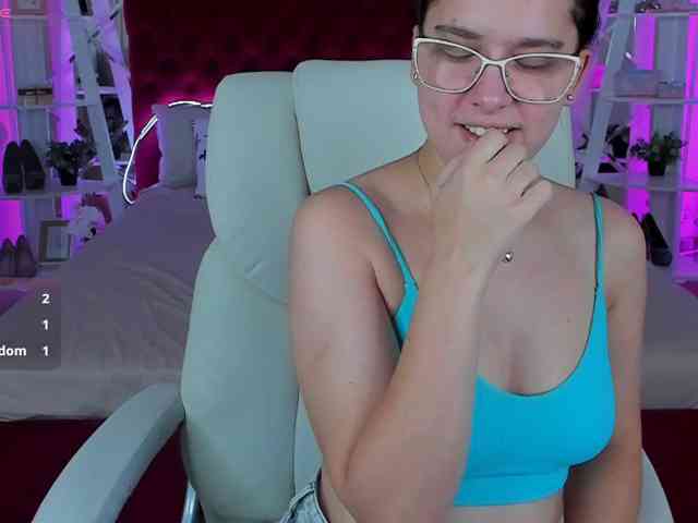 Livia-Shy
