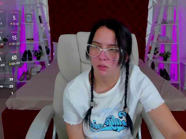 Livia-Shy webcam