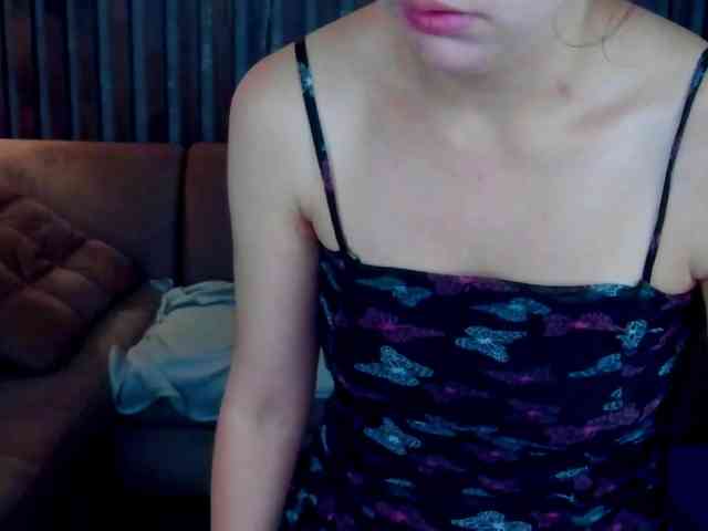 Livia-Shy webcam