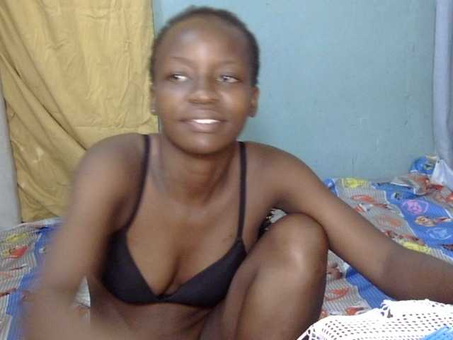 Queenstar1 live webcam show
