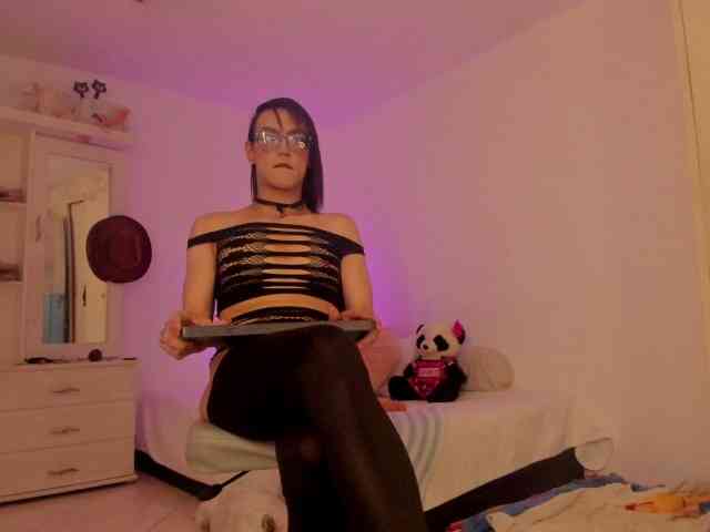 Melissahot22 Sex Cam Show