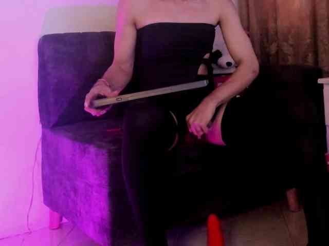 Melissahot22 Sex Cam Show