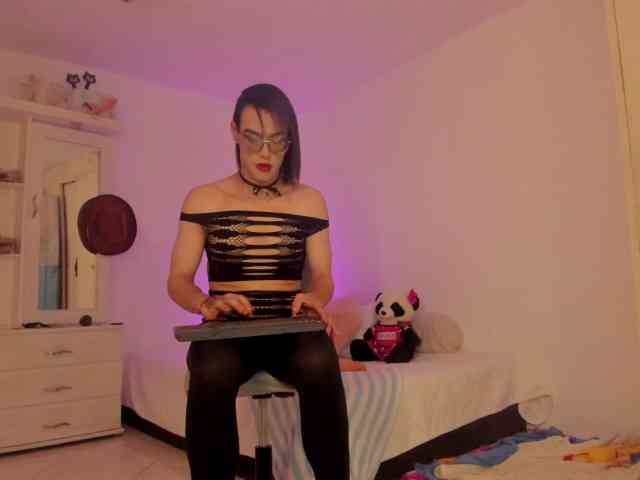 Melissahot22 Sex Cam Show