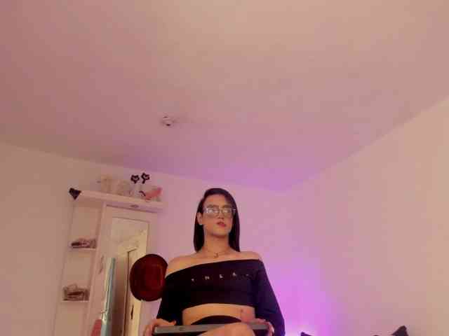 Melissahot22 Sex Cam Show
