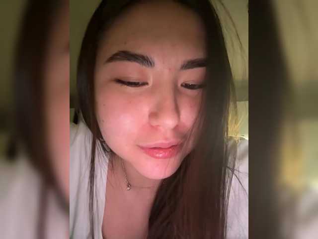 Myyrrr live cam