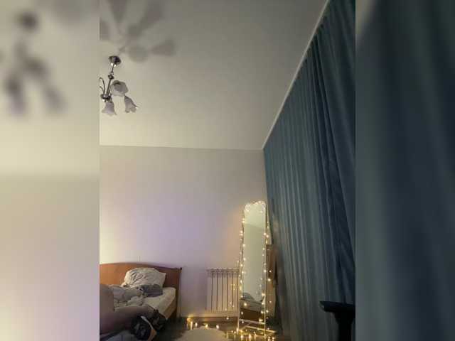 Myyrrr live cam