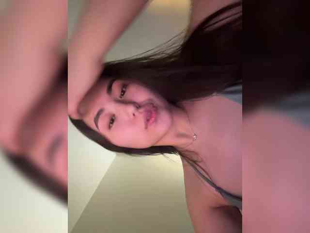 Myyrrr webcam
