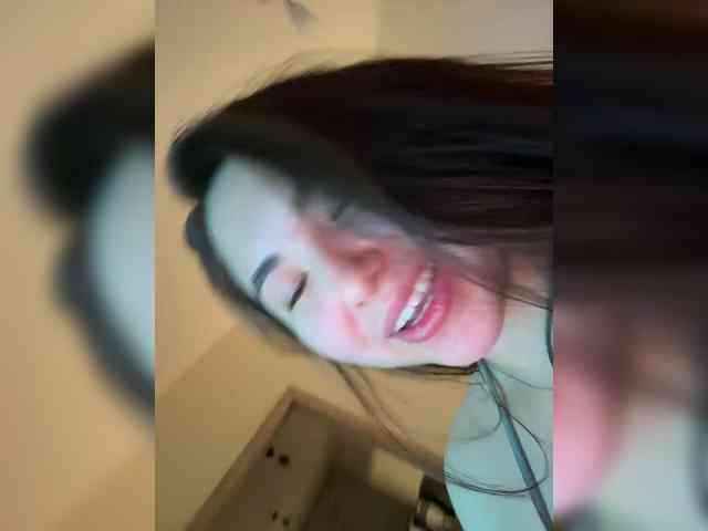 Myyrrr webcam