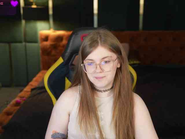 Runa054 webcam