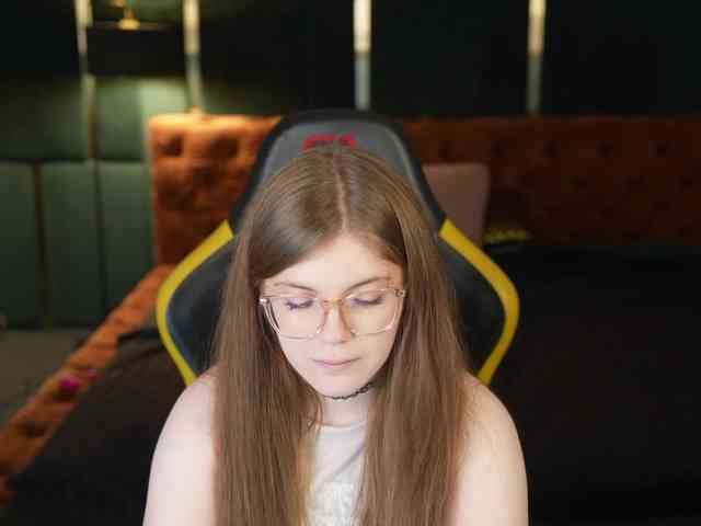 Runa054 webcam