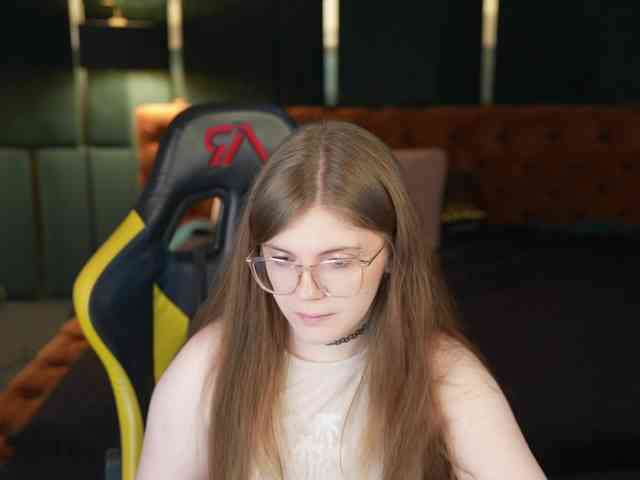 Runa054 webcam