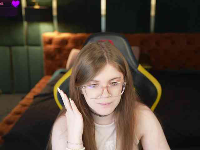 Runa054 webcam