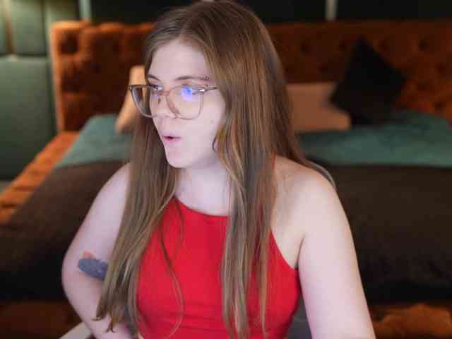 Runa054 webcam