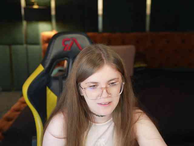 Runa054 webcam