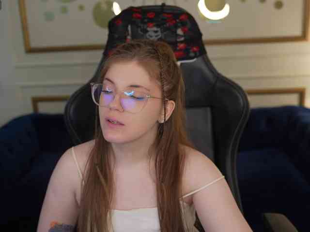 Runa054 webcam