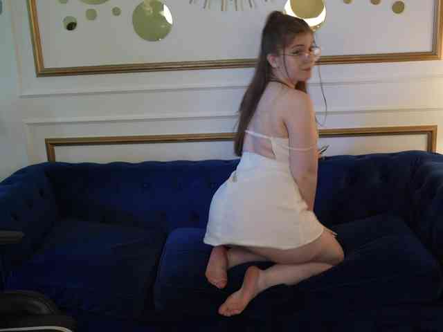 Runa054 webcam