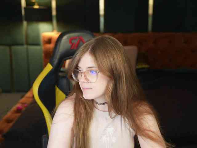 Runa054 webcam