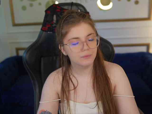 Runa054 webcam