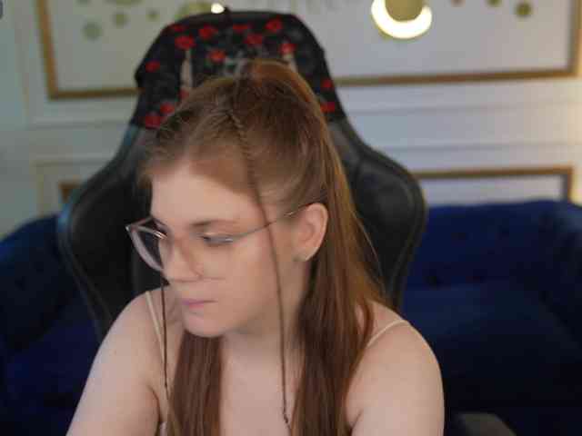 Runa054 webcam
