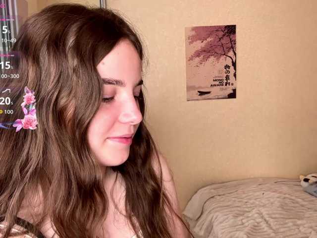 HereLora live cam on BongaCams