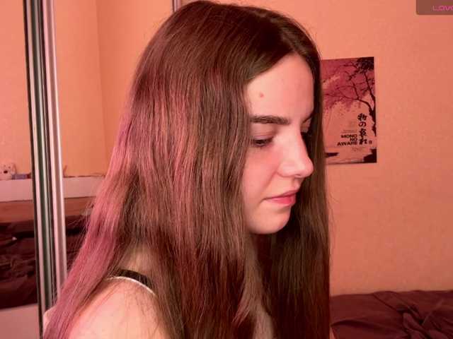 HereLora live cam on BongaCams