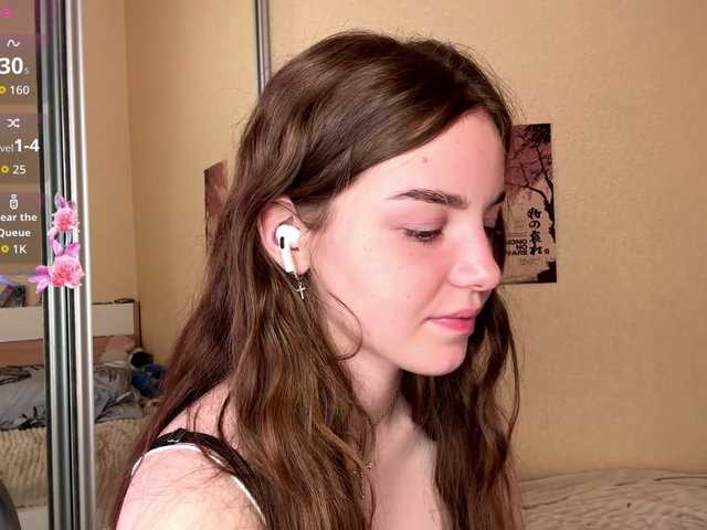 HereLora live cam on BongaCams