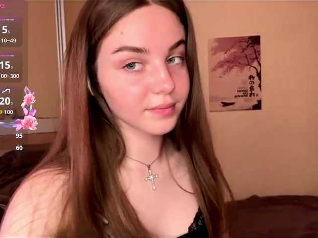 HereLora live cam on BongaCams