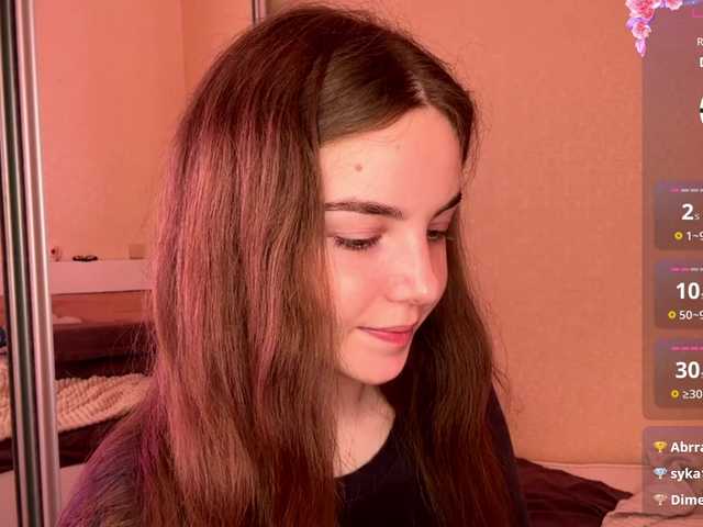 HereLora live cam on BongaCams