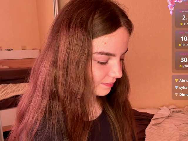 HereLora live cam on BongaCams