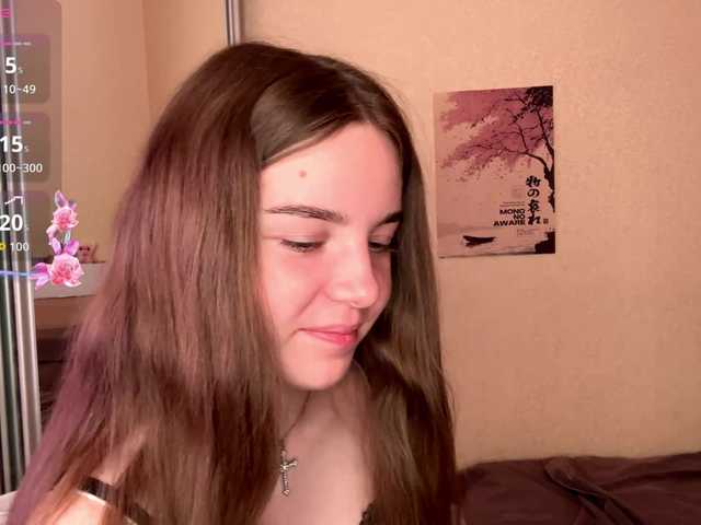 HereLora live cam on BongaCams