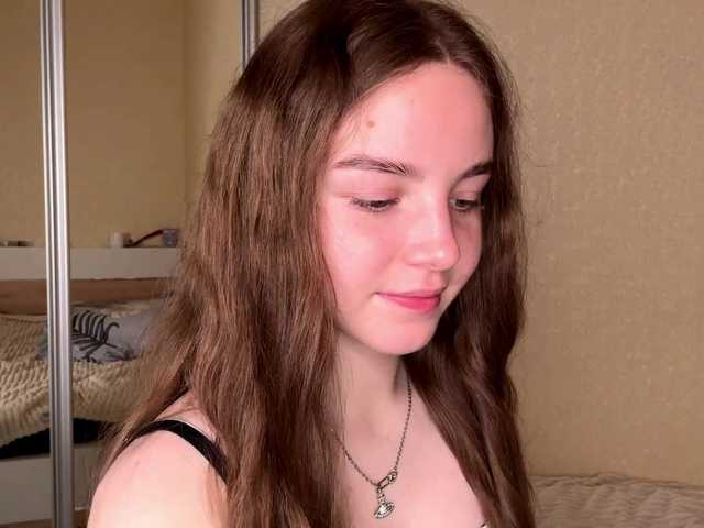 HereLora live cam on BongaCams
