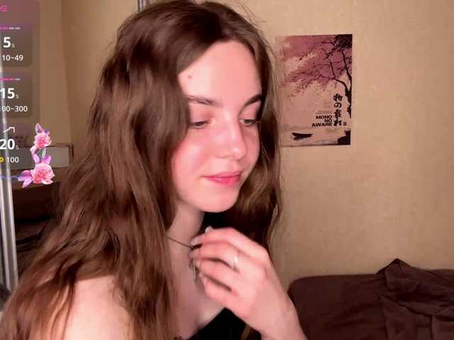 HereLora live cam on BongaCams